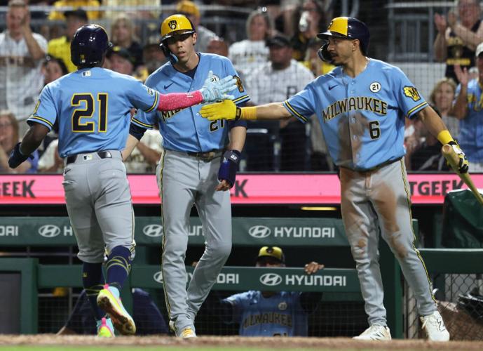 BASEBALL-MLB-PIT-MIL/