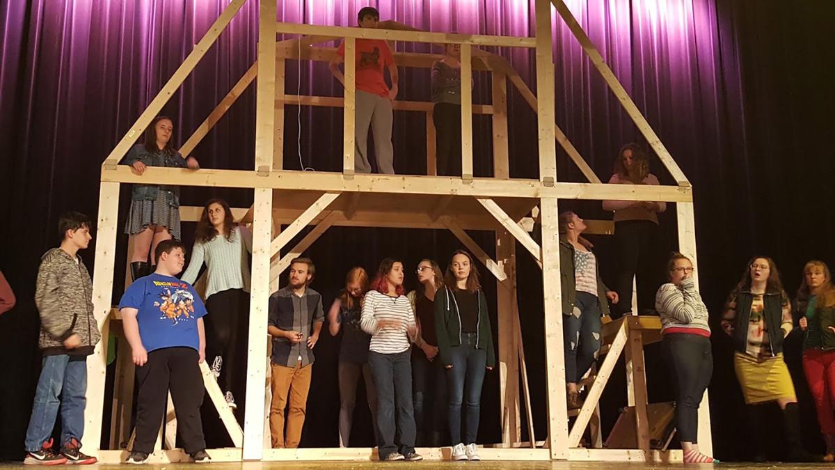 Badger High students present 'Oklahoma'
