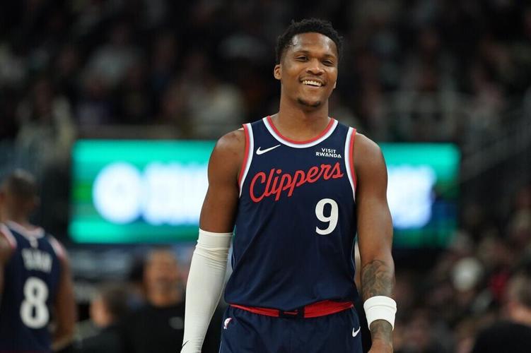 Clippers Bucks Basketball