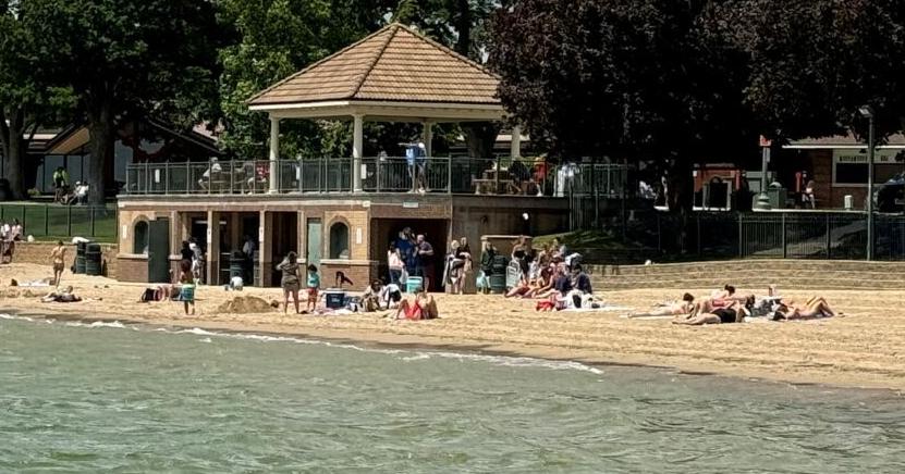 Lake Geneva alders approve donating beach passes to YMCA