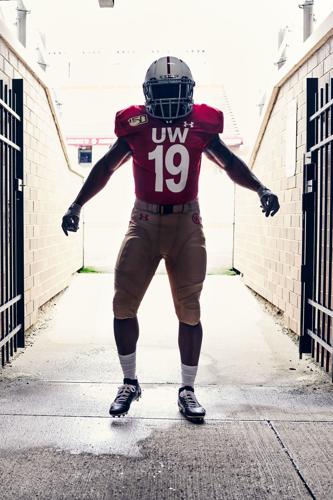 Badgers football other uniform photo 9-26