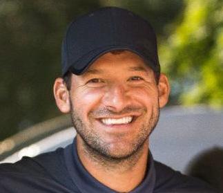 Tony Romo head shot