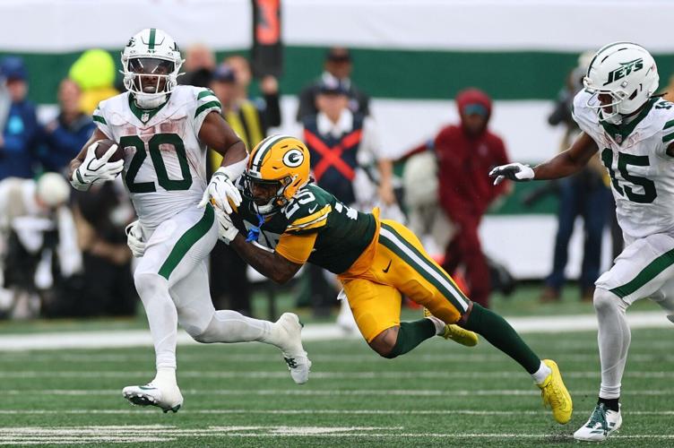 FOOTBALL-NFL-NYJ-GB/