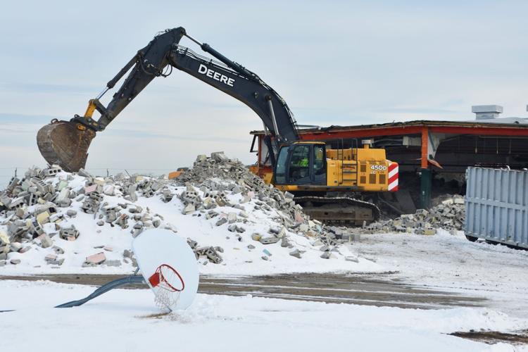 Giese Elementary School demolition | Jan. 4, 2022 photo