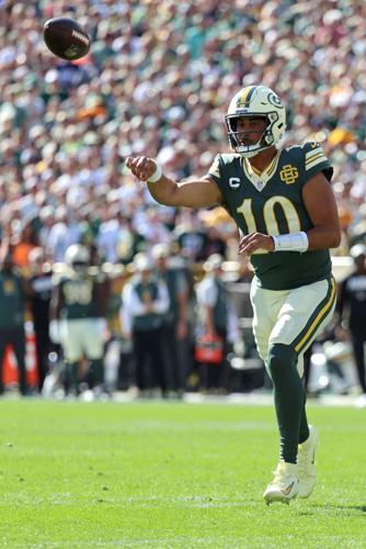 FOOTBALL-NFL-GB-CHI/