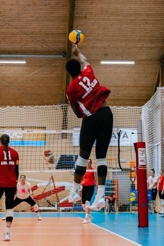 uw vb secondary photo 6-9