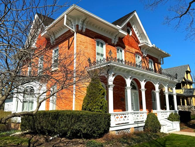 Reynolds-Weed House, 12 N. Church St., Elkhorn