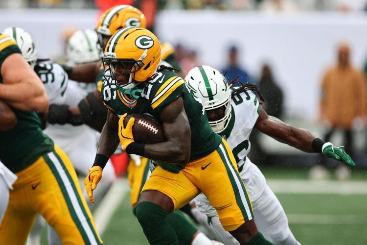 FOOTBALL-NFL-NYJ-GB/