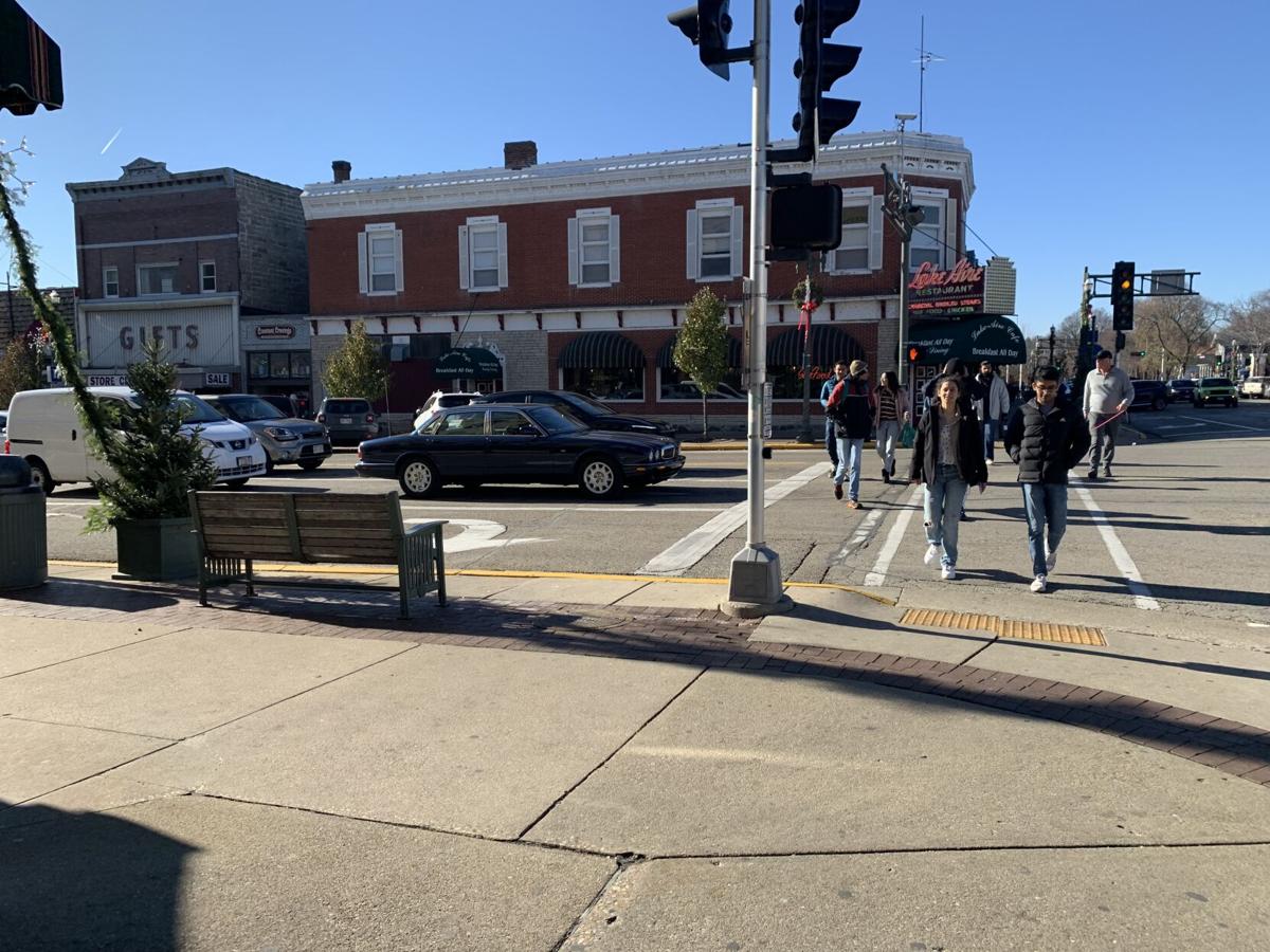 Downtown Lake Geneva was a popular destination for visitors the day after Thanksgiving (copy)
