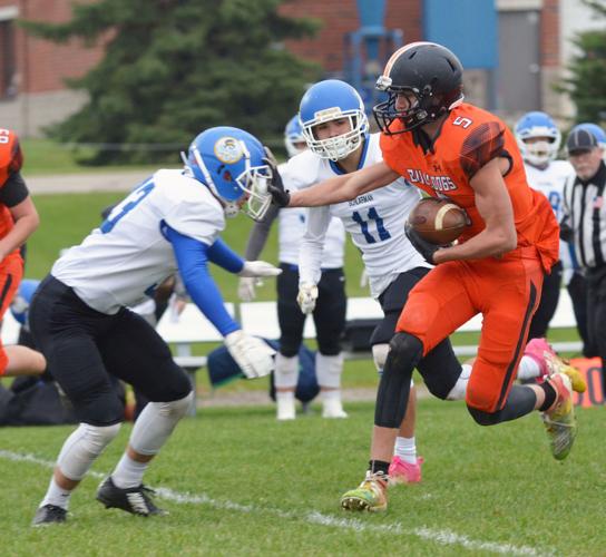 Bulldogs lose starting quarterback in 50-14 defeat