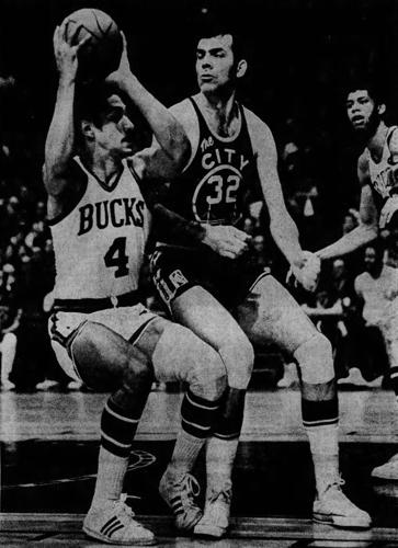 Bucks in Madison Image 05