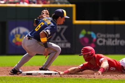 BASEBALL-MLB-CIN-MIL/