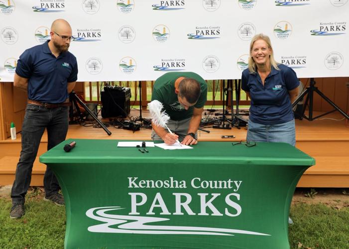 Kenosha County signs new lease with Pringle Nature Center