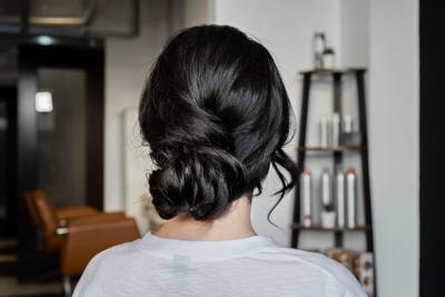 Bridal party boutique: 3 simply elegant DIY hairstyles for bridesmaids