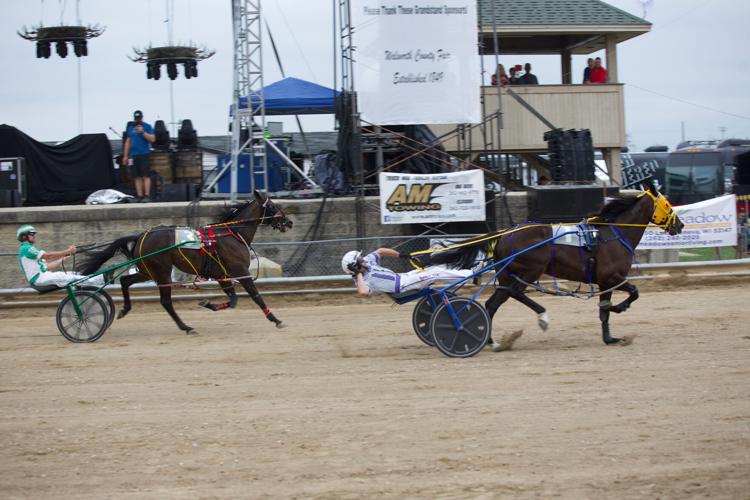 Harness horse race at Walworth County Fair