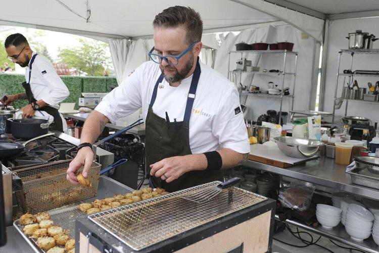 Dan Jacobs on the "Restaurant Wars" episode with Danny Garcia (copy)