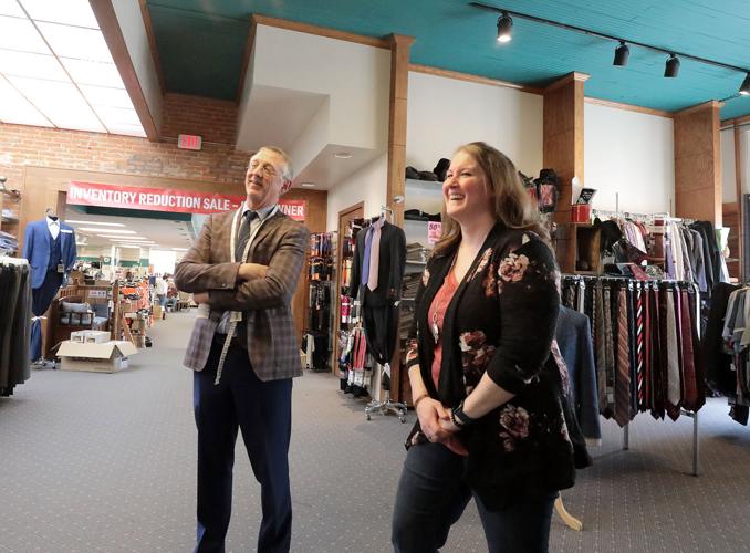 Walker's Clothing & Shoes