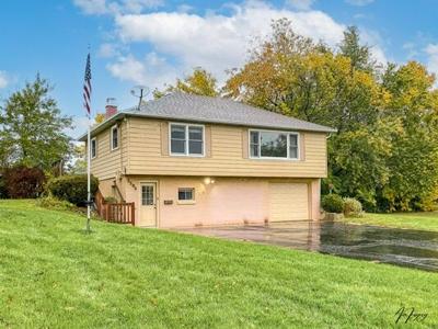 2 Bedroom Home in Mc Henry - $178,000