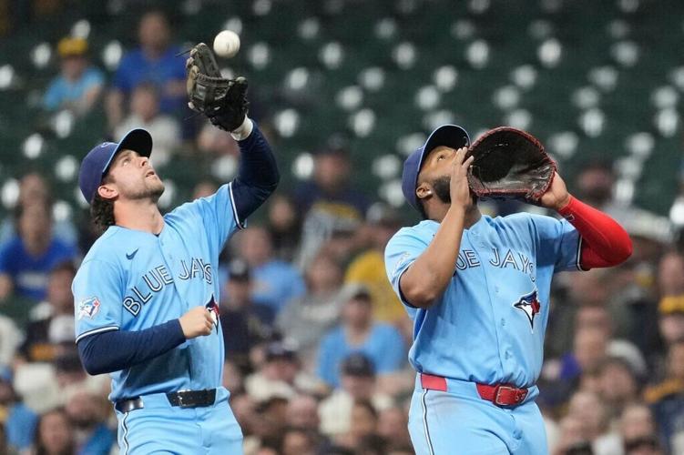 Blue Jays Brewers Baseball