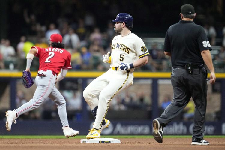 BASEBALL-MLB-MIL-CIN/