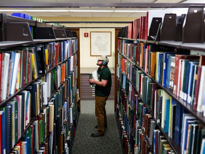 UW-Madison Geology and Geophysics Library
