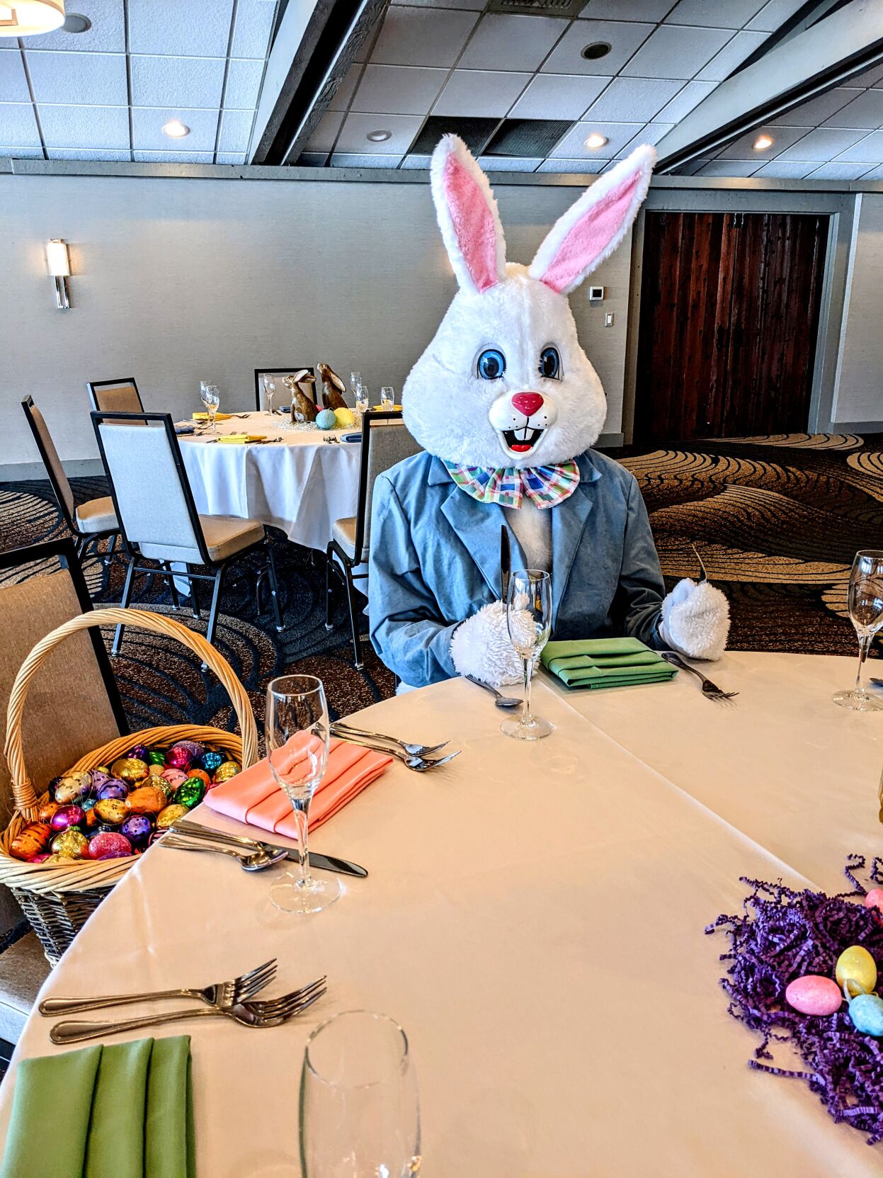 Easter Bunny at Lake Lawn Resort