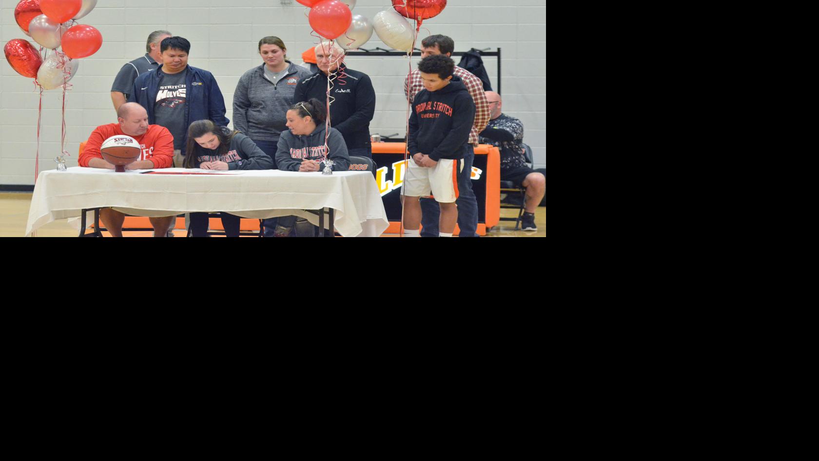 Williams Bay S Denotto Makes Leap To The Next Level Sports Paid