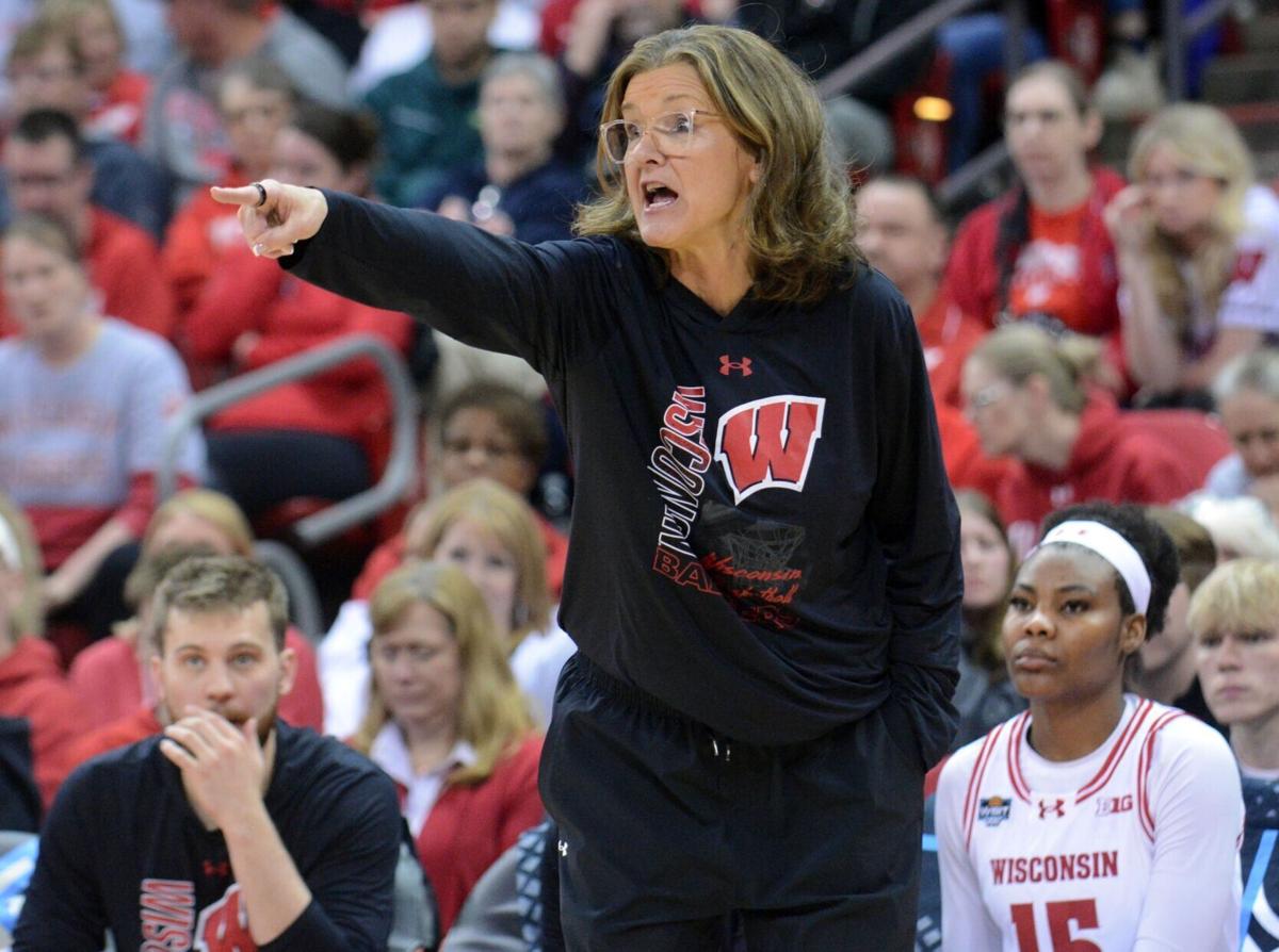 Wisconsin coach Robin Pingeton