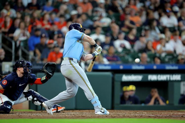 BASEBALL-MLB-HOU-MIL/