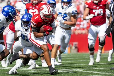 09022023 Badgers v Buffalo football SKM 5.JPG