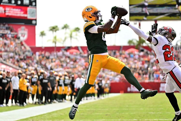 FOOTBALL-NFL-TB-GB/