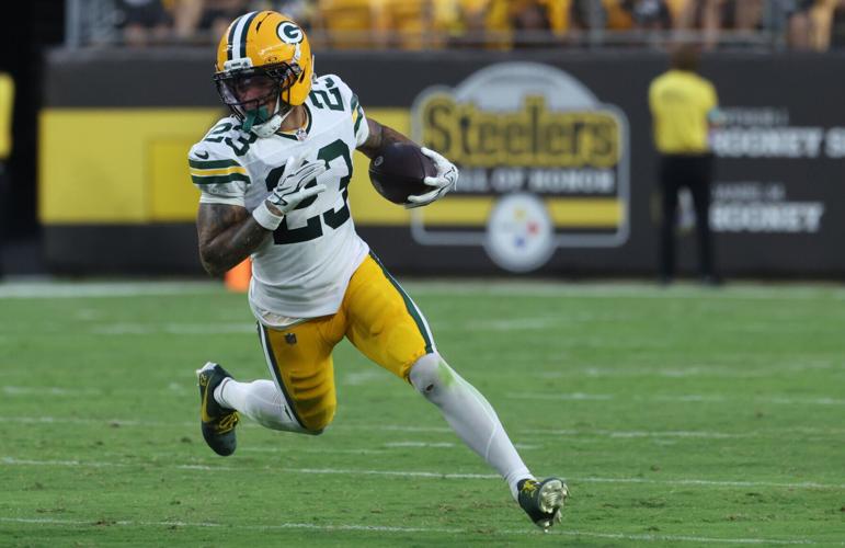 FOOTBALL-NFL-PIT-GB/