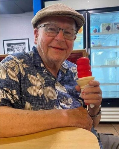 Stanley J Hilgendorf