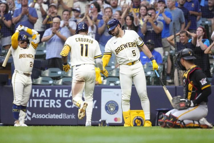 BASEBALL-MLB-MIL-PIT/