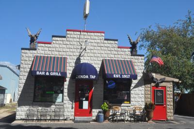 Zenda Tap tavern town of Linn