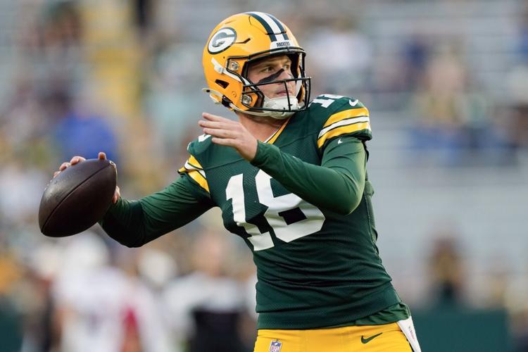 FOOTBALL-NFL-GB-ARI/