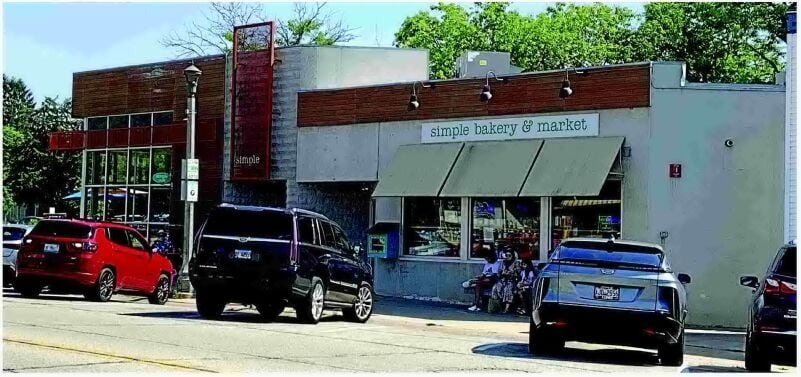 Lake Geneva narrowly approves property sale