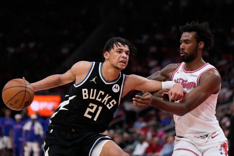 Bucks Rockets Basketball