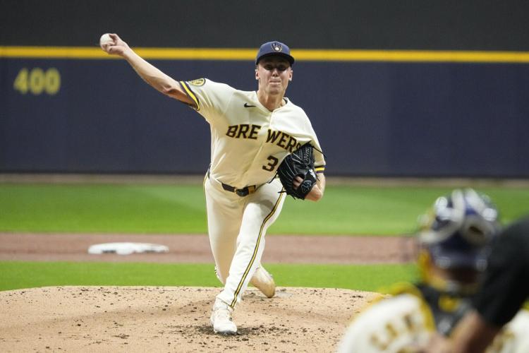 BASEBALL-MLB-MIL-SEA/
