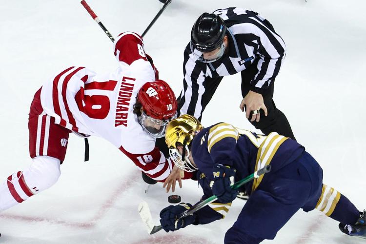 Lindmark faceoff