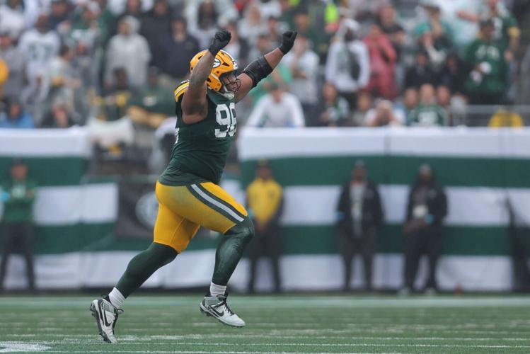 FOOTBALL-NFL-NYJ-GB/