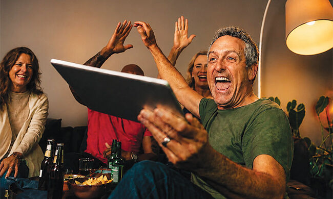 Exploring Your Wireless Options: 4 Tips to Pick the Right Provider