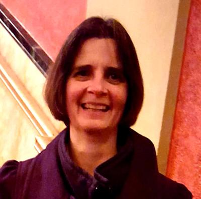 Mary Jo Fesenmaier Headshot