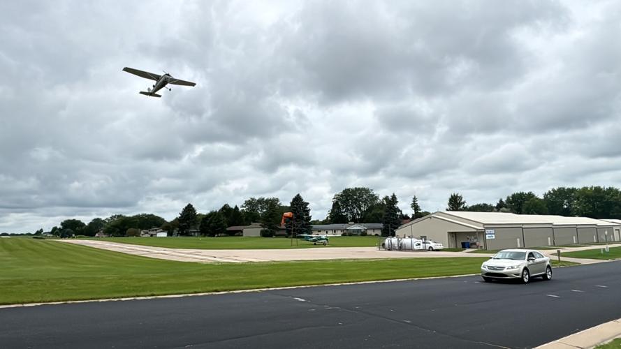 Waunakee Airport