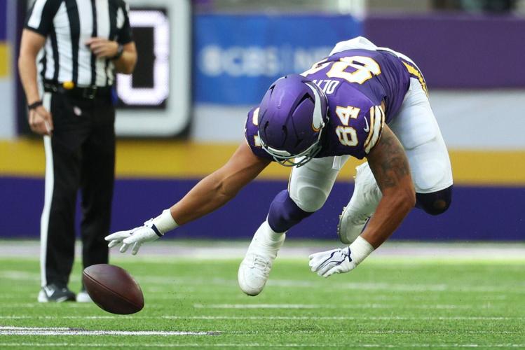 FOOTBALL-NFL-MIN-GB/