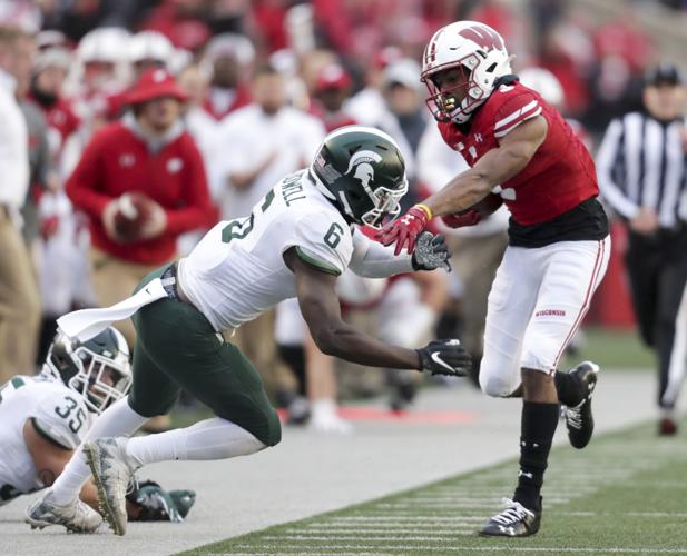 Badgers 38, Spartans 0