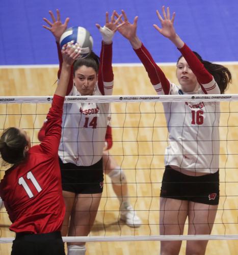 Wisconsin vs. Nebraska - NCAA volleyball tournament