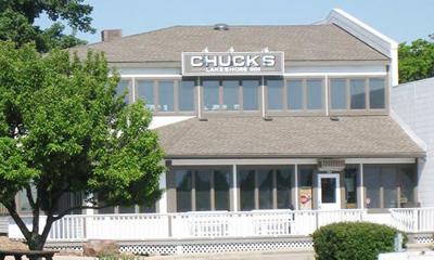 Chuck's Lakeshore Inn - Fontana