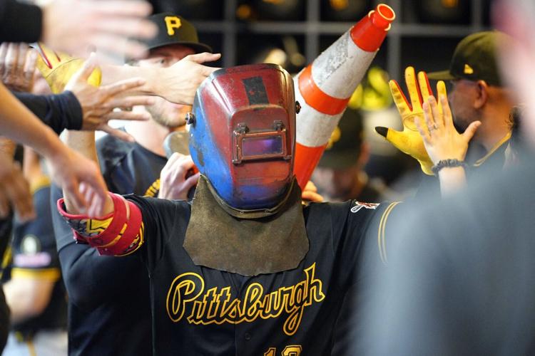BASEBALL-MLB-MIL-PIT/