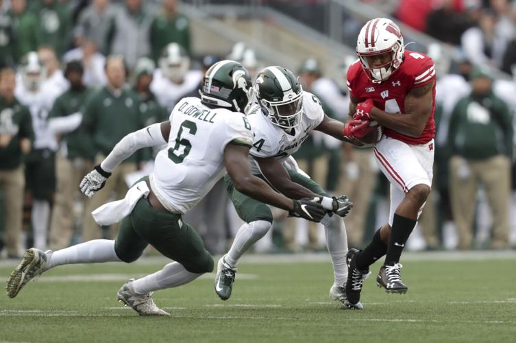 Badgers 38, Spartans 0
